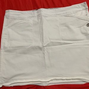 White House Black Market mini skirt size 16